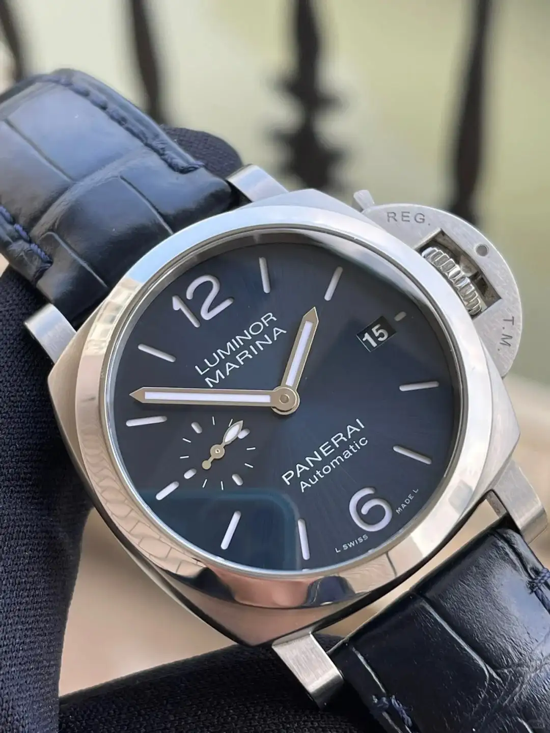Panerai Luminor Due Unisex Automatic Blue Alligator Watch PAM01273